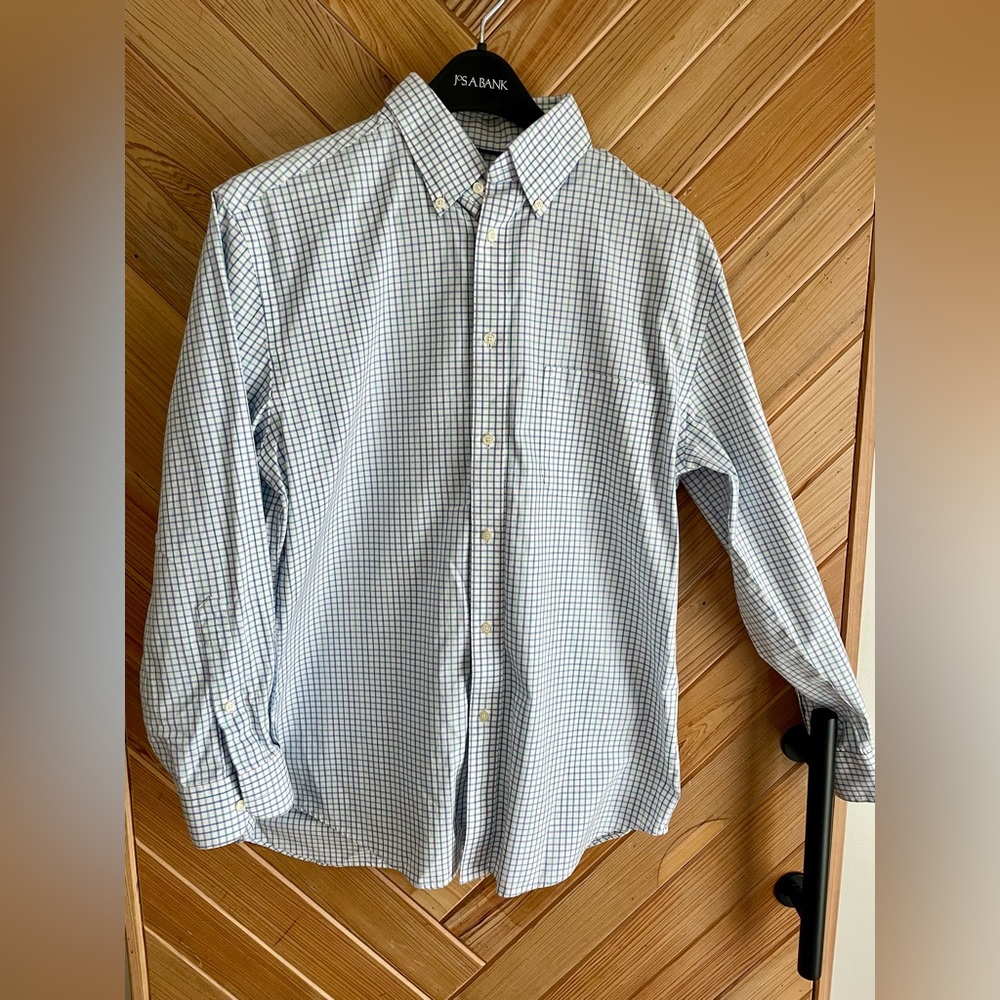 Men’s Jos. A Bank 1905 dress shirt